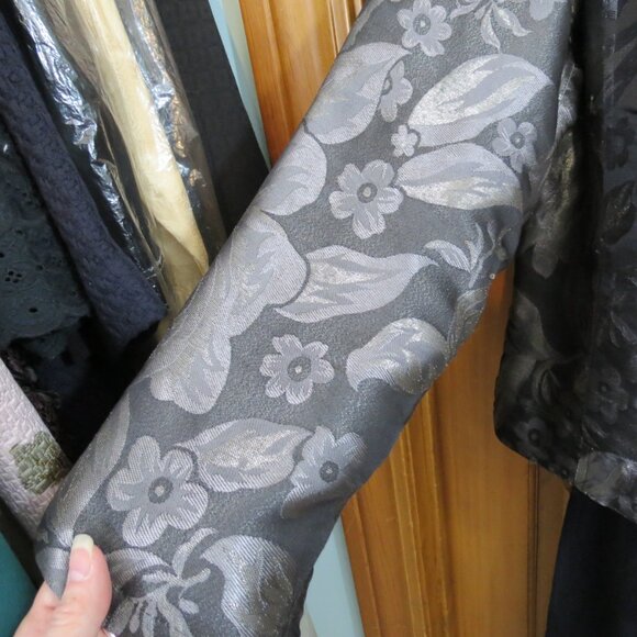 Chico's Tones of Grey Top/Jacket Unlined Jean Jacket Style Size 3 - Picture 4 of 10